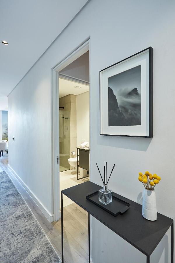 The Signature Luxury Apartment เคปทาวน์ ภายนอก รูปภาพ