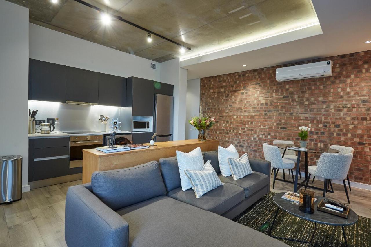 The Signature Luxury Apartment เคปทาวน์ ภายนอก รูปภาพ