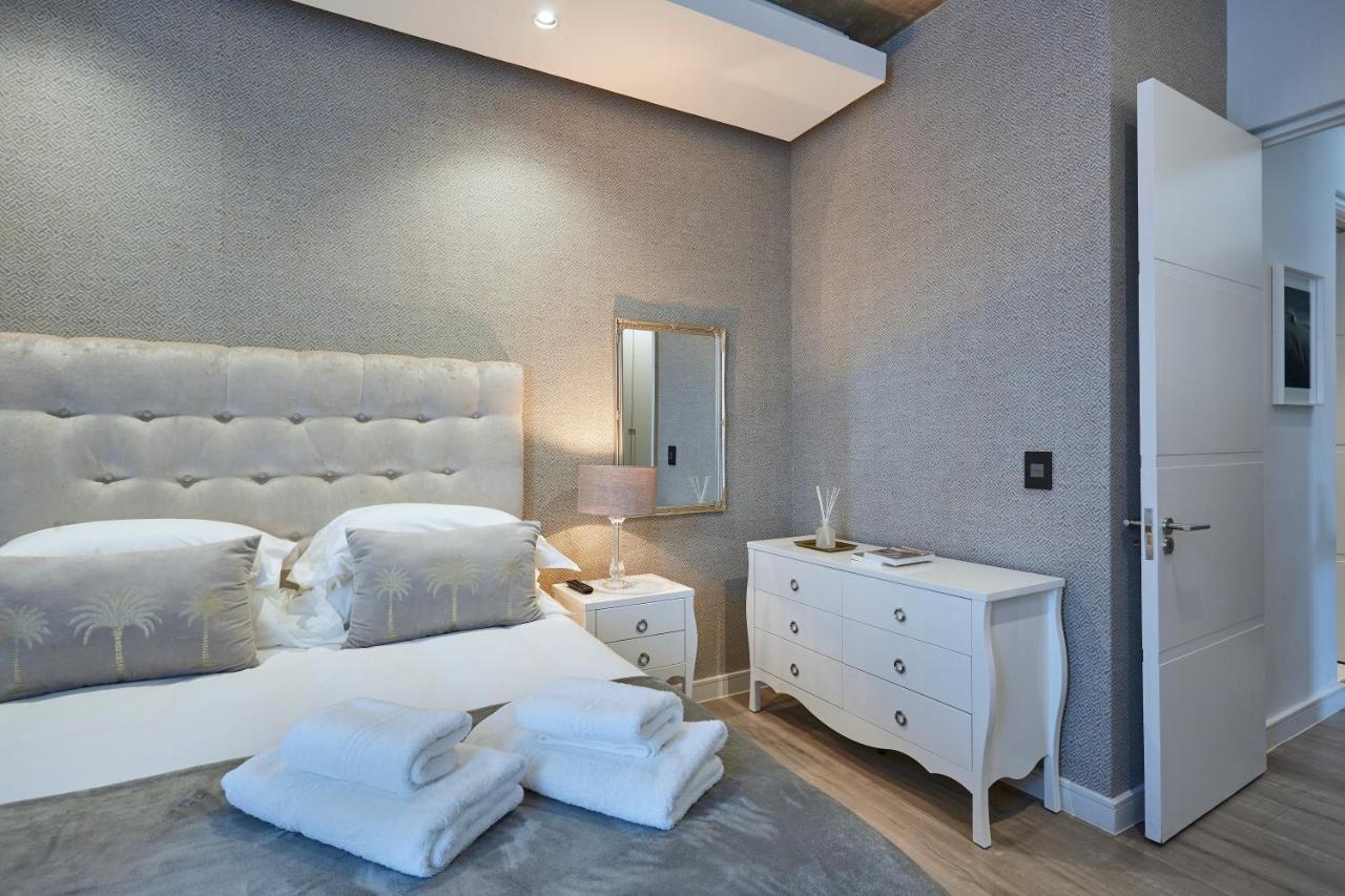 The Signature Luxury Apartment เคปทาวน์ ภายนอก รูปภาพ